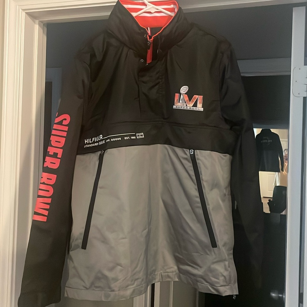 Tommy Hilfiger Super Bowl 56 Medium Jacket